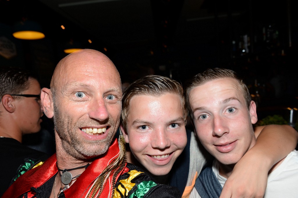 ../Images/Kroegentocht Zomercarnaval Noordwijkerhout 153.jpg
